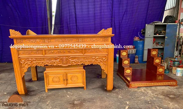 Mẫu bàn thờ gỗ mít đẹp chuẩn phong thuỷ.