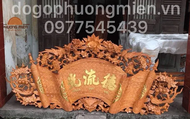 Mẫu cuốn thư câu đối chạm hồng trĩ gỗ gõ đỏ.