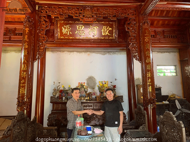 Hoàn thiện và bàn giao bộ hoành phi câu đối gỗ tại Thanh Hoá.