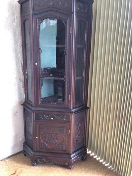 tủ góc bầy đồ