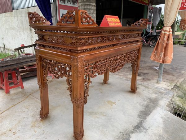 Bàn thờ truyện gỗ dổi đẹp