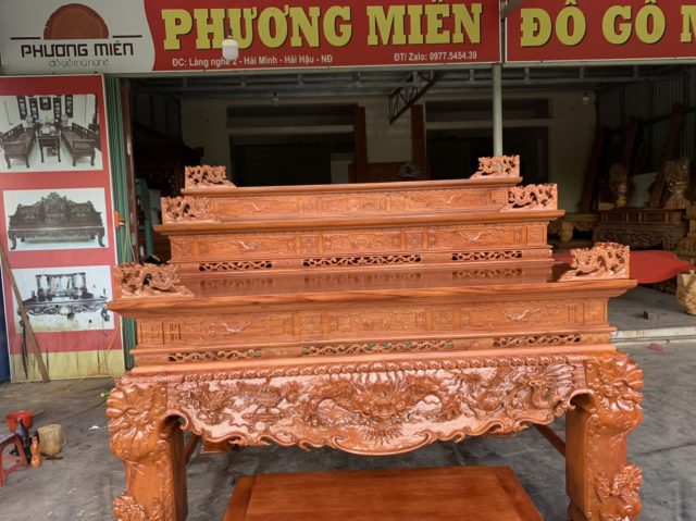 Sập thờ tứ linh tam cấp gỗ gõ đỏ.