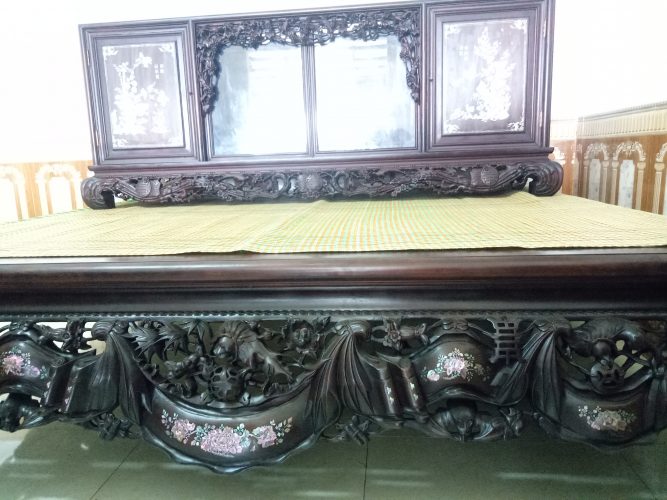 sập tam sư nhị phúc vắt vải gỗ gụ