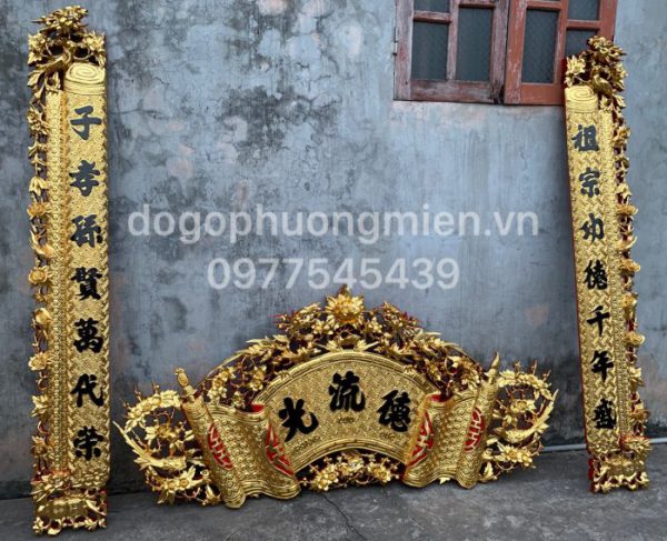 Cuốn thư câu đối gỗ đẹp tại Nam Định.