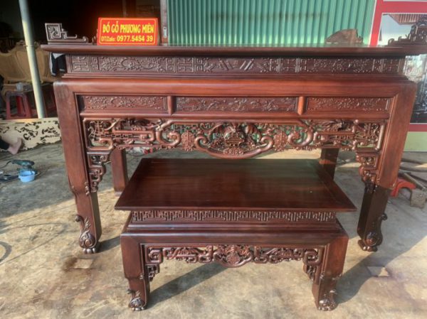 Bàn thờ án gian gỗ tại Thanh Hóa