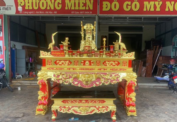 Bàn thờ gia tiên gỗ mít