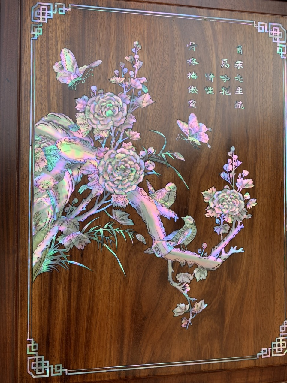 Cánh tủ chè gỗ gụ ta Quảng Bình.