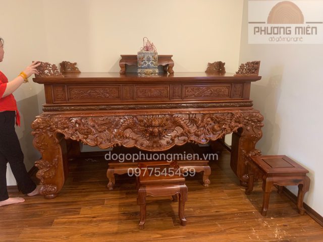 thiết kế phòng thờ gỗ tại Thái Bình