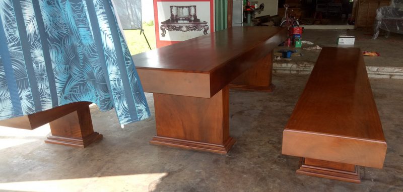 Bộ bàn ăn gỗ nguyên tấm