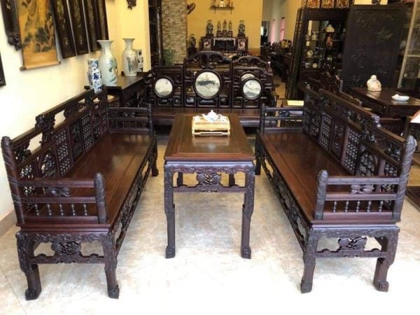 mẫu trường kỷ đẹp tại quảng ninh