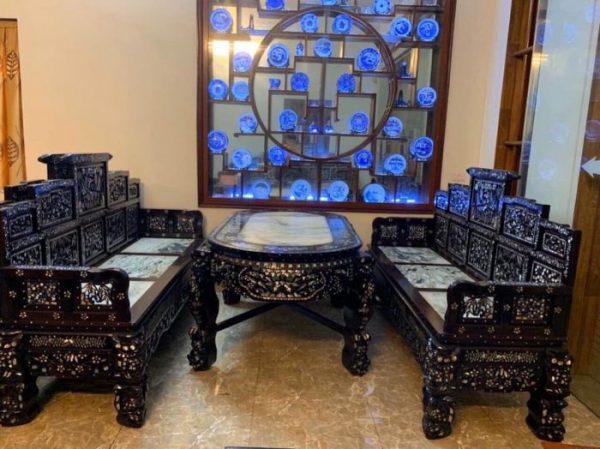 Bàn ghế gỗ đucợ yêu thích nhất tại miền tây