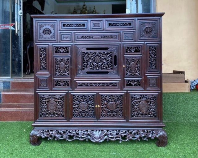 Tủ thờ Huế gỗ gụ kiểu dắt