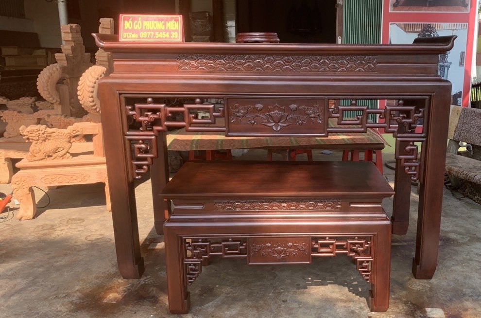 Bàn thờ truyện sen gỗ gụ đẹp