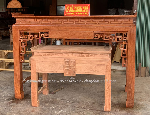 mẫu bàn thờ chuyện gỗ hương đá