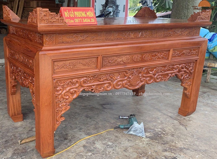 bàn thờ gỗ hương đá